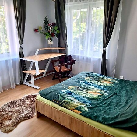 Apartament Deluxe Jelenia Góra Buitenkant foto